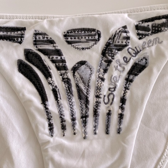 Save the Queen Bikini Bottom New - Picture 3 of 11